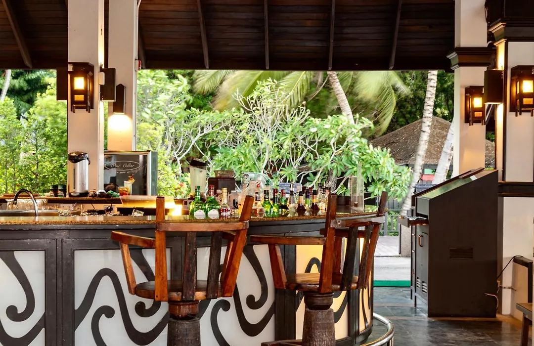 Phi Phi Holiday Resort, Leam Tong Beach-1